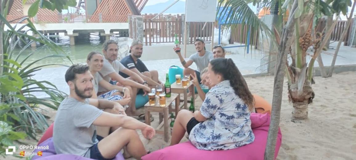 Arto Moro Bunaken Bagian luar foto