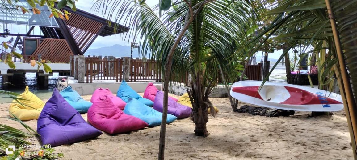 Arto Moro Bunaken Bagian luar foto