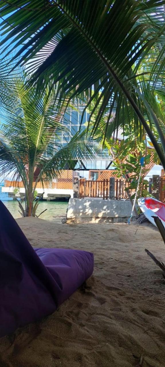 Arto Moro Bunaken Bagian luar foto